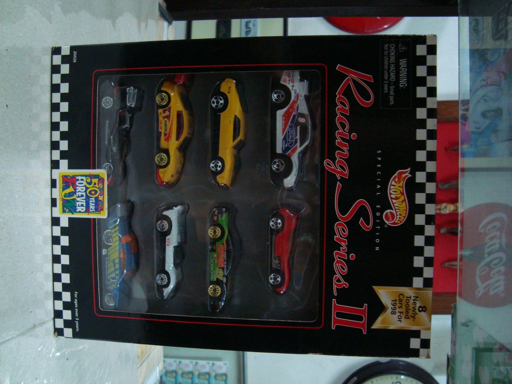 Hot Wheels Racing Series II 8 Newly Tooled Cars For 1998