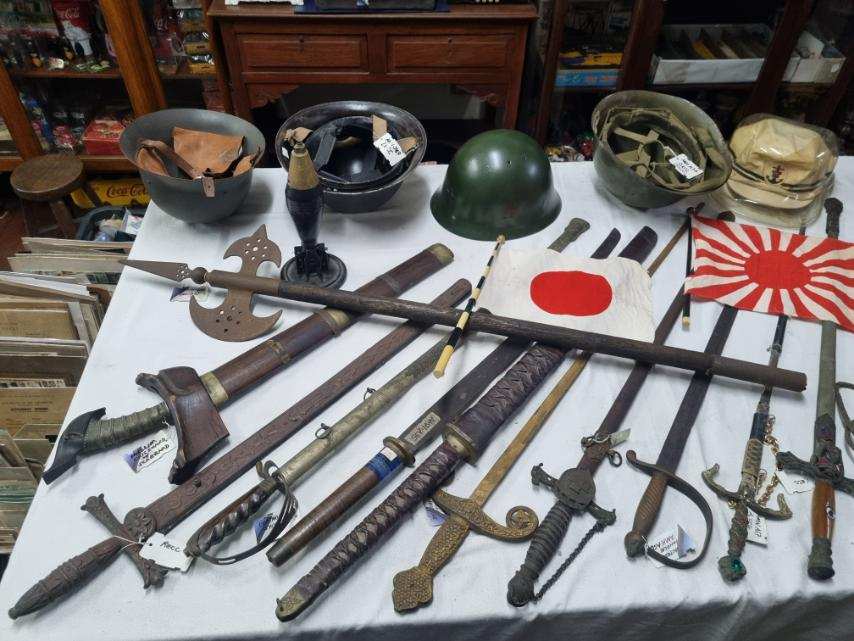 Vintage Military Collectible Items