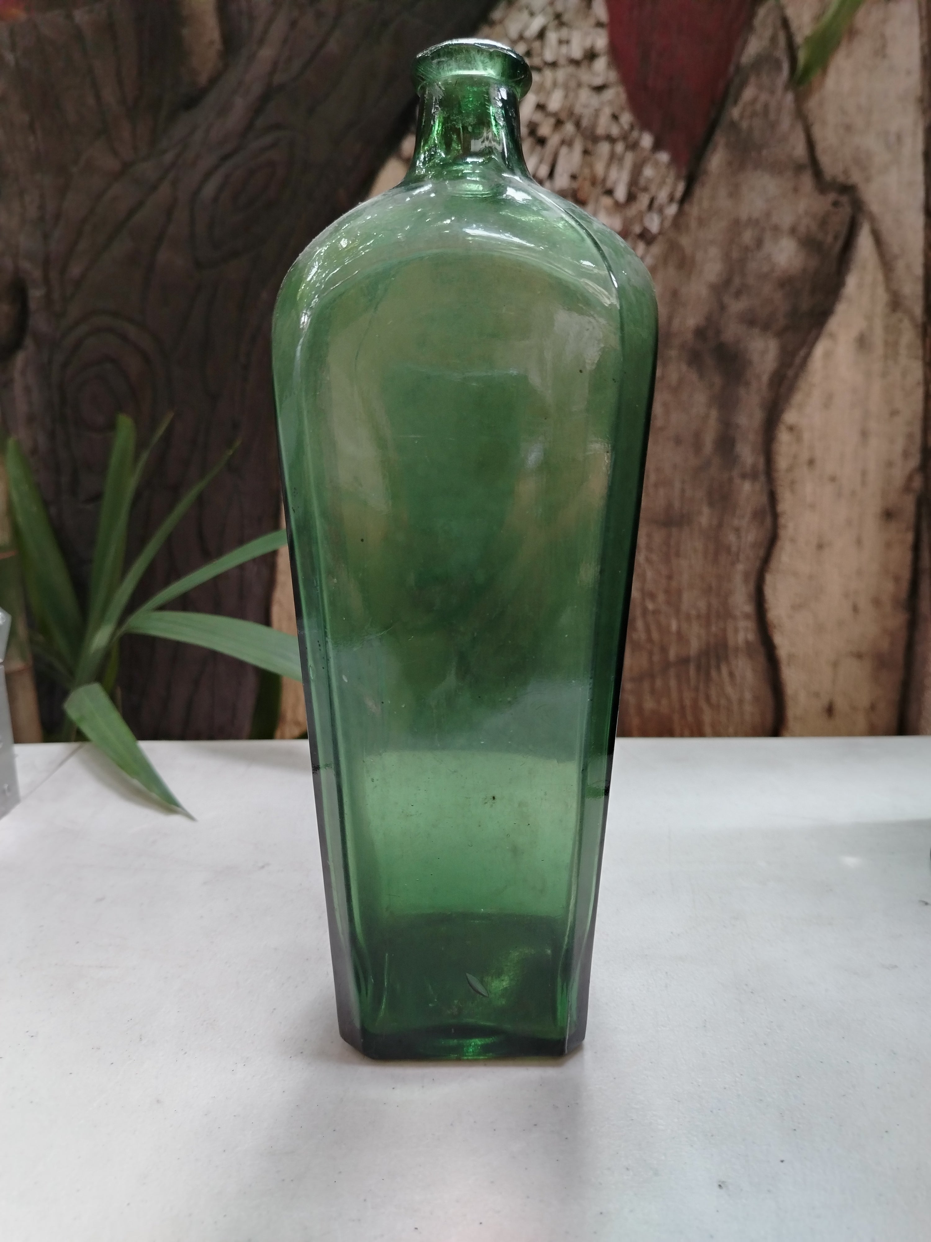 KWATRO KANTOS GREEN BOTTLE