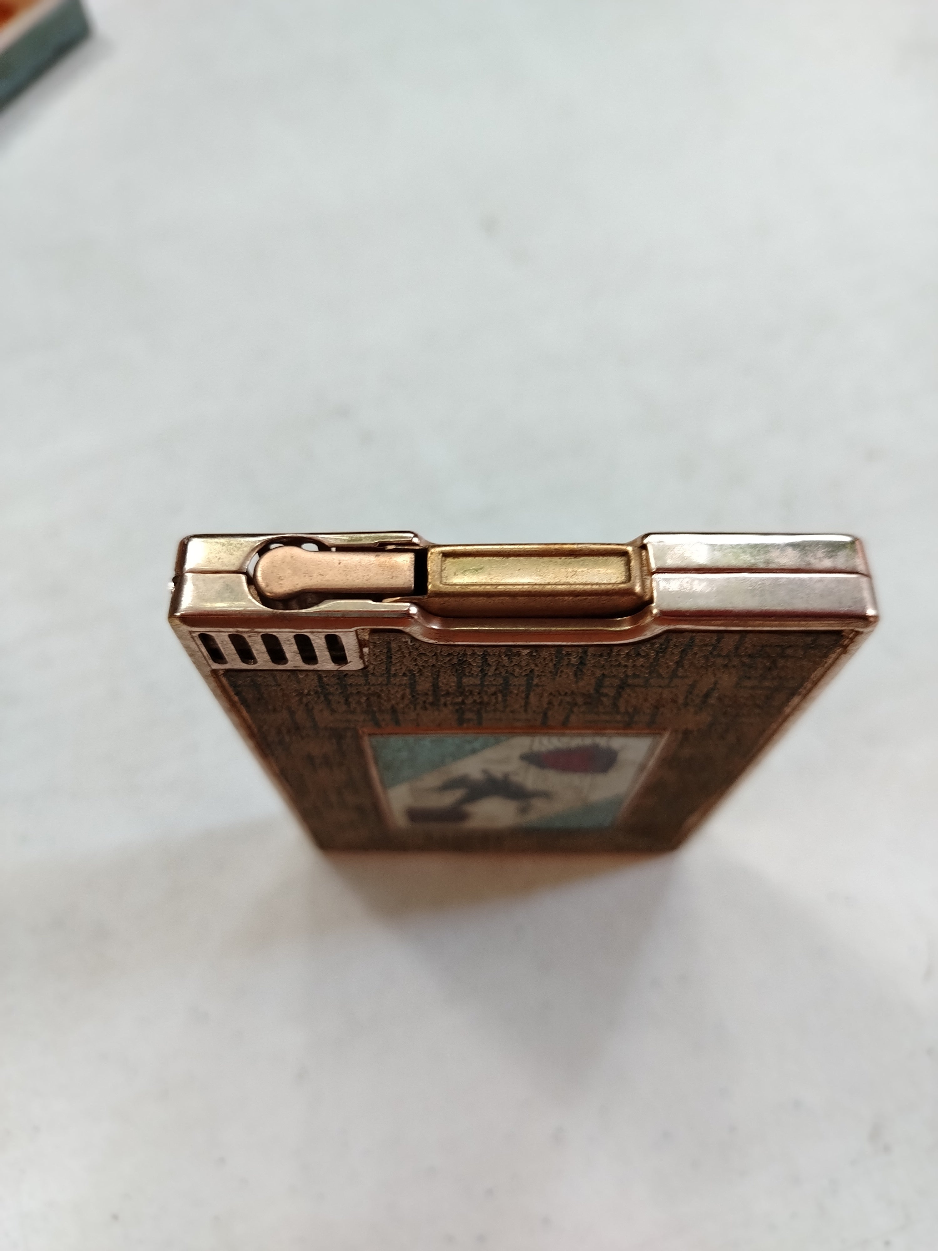 CIGARETTE CASE WITH LIGHTER