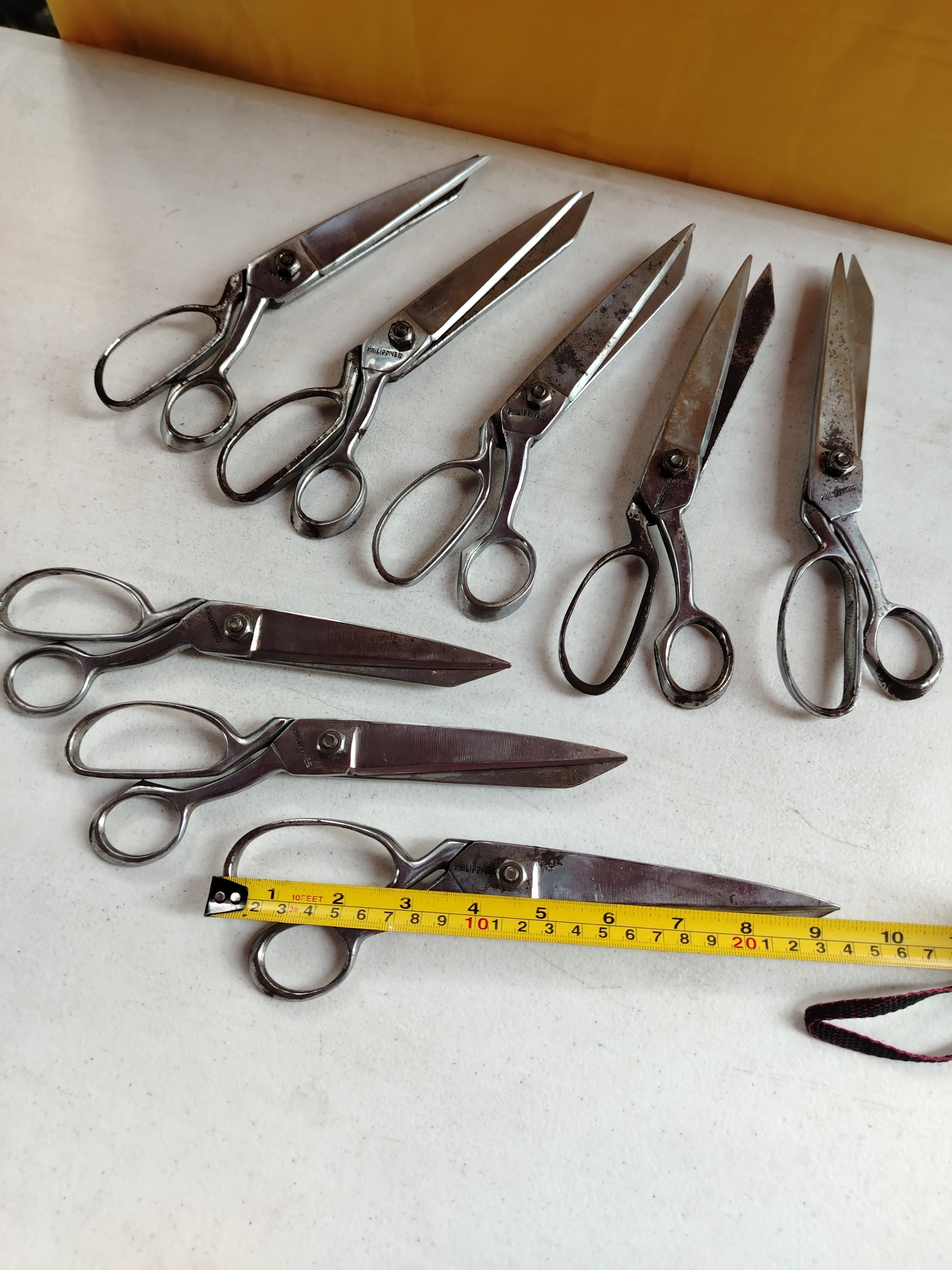 VINTAGE SCISSORS