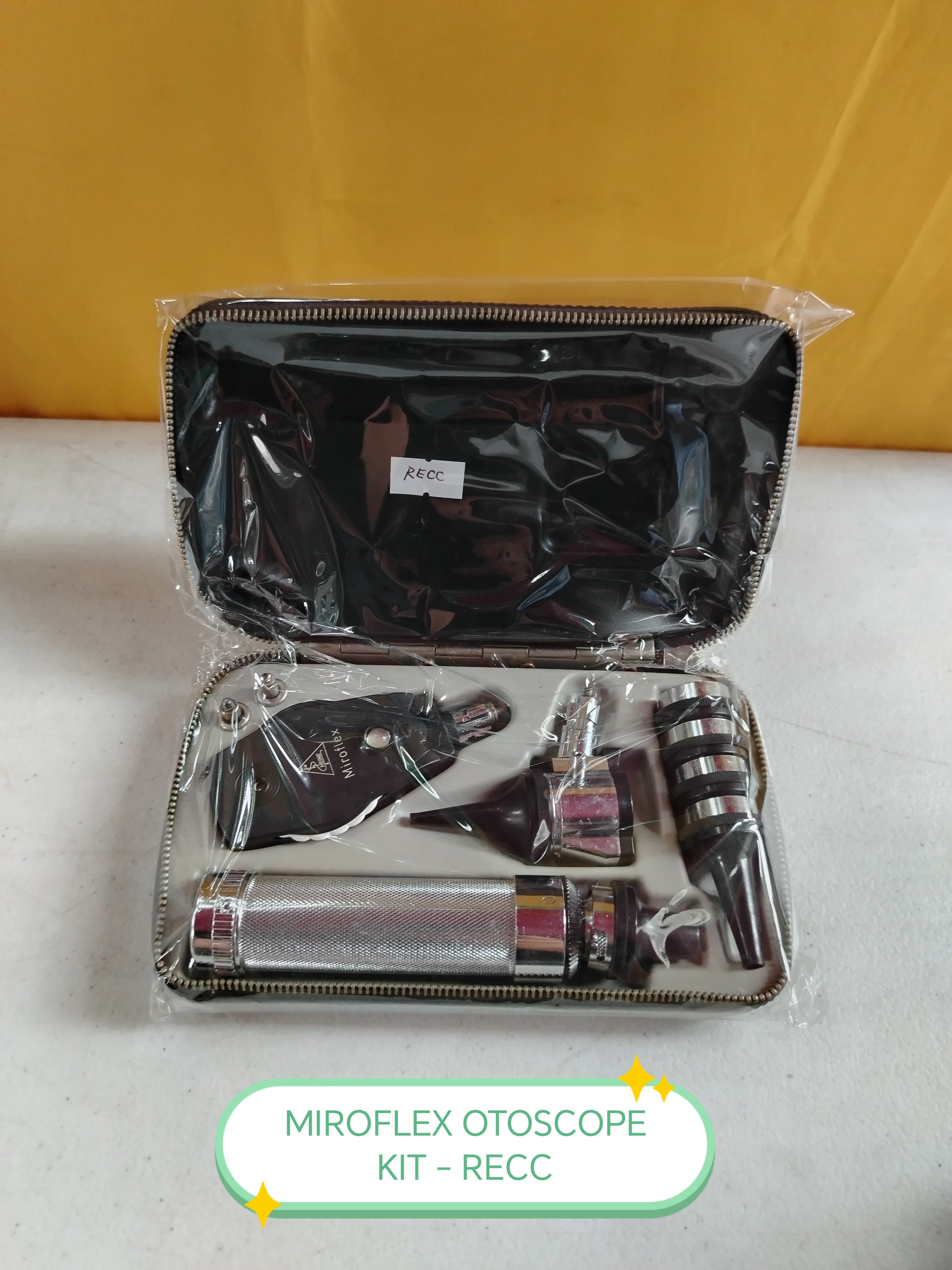 VINTAGE MIROFLEX OTOSCOPE W/ CASE