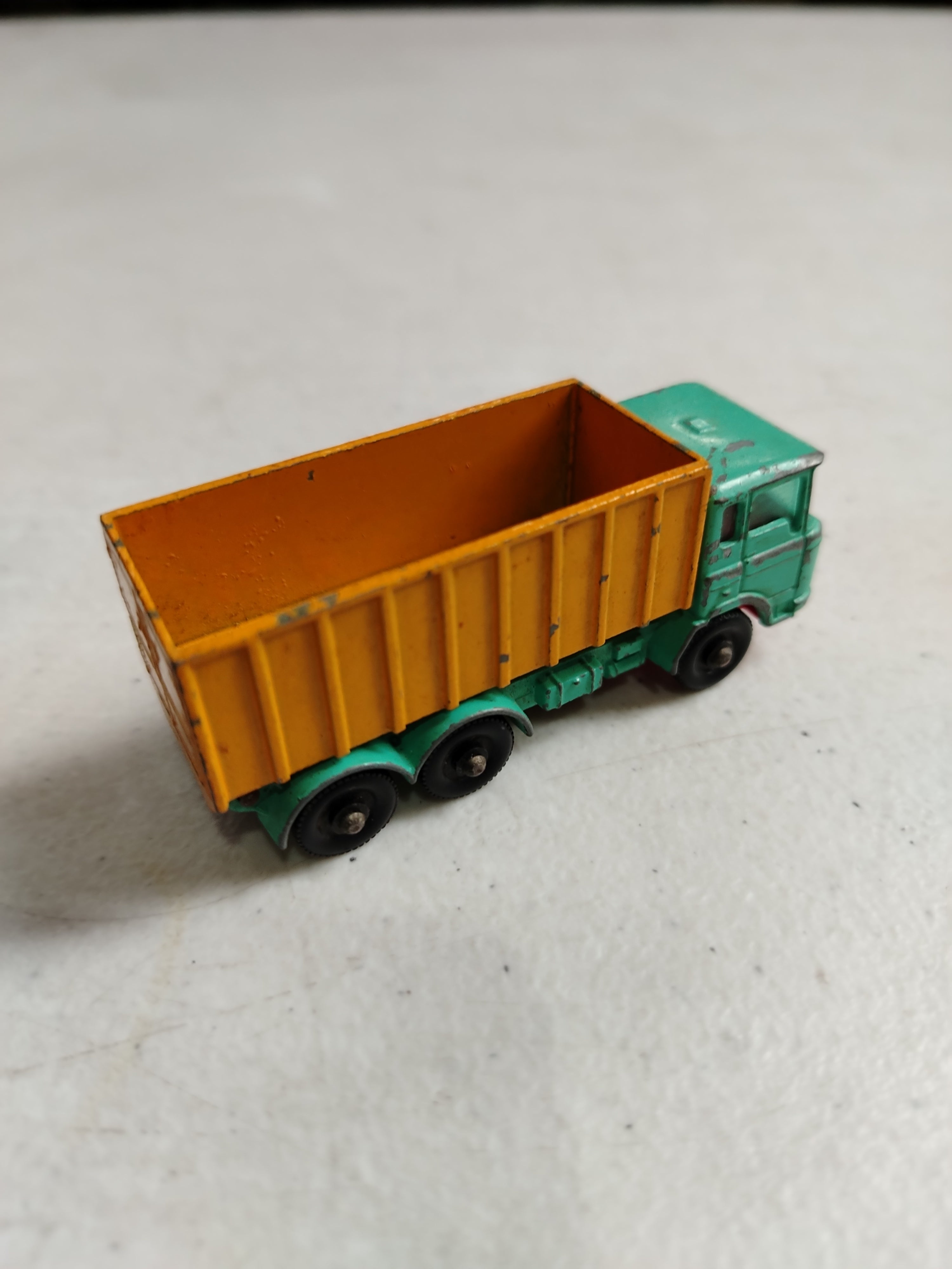 MATCHBOX DIE CAST