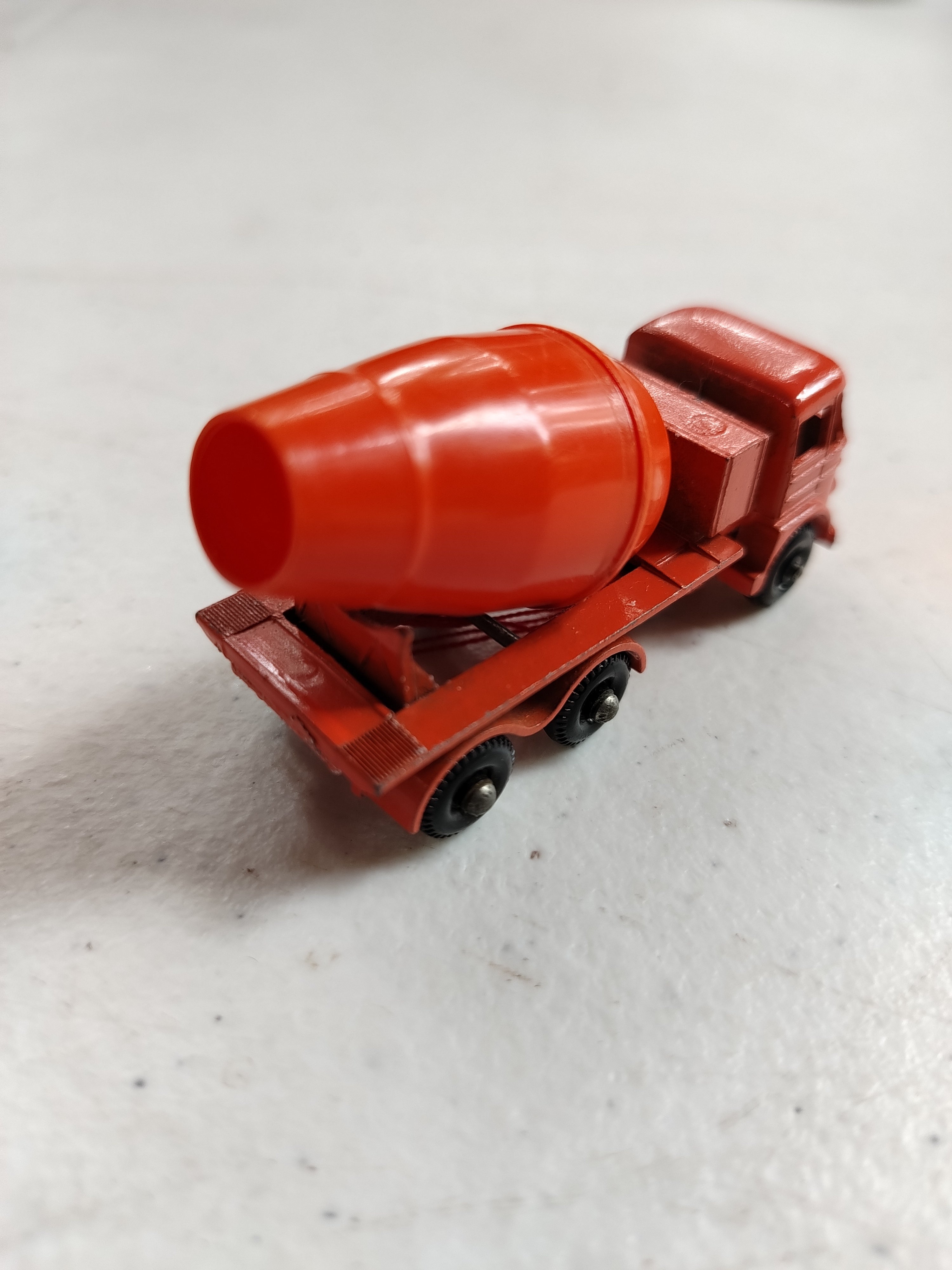 MATCHBOX DIE CAST