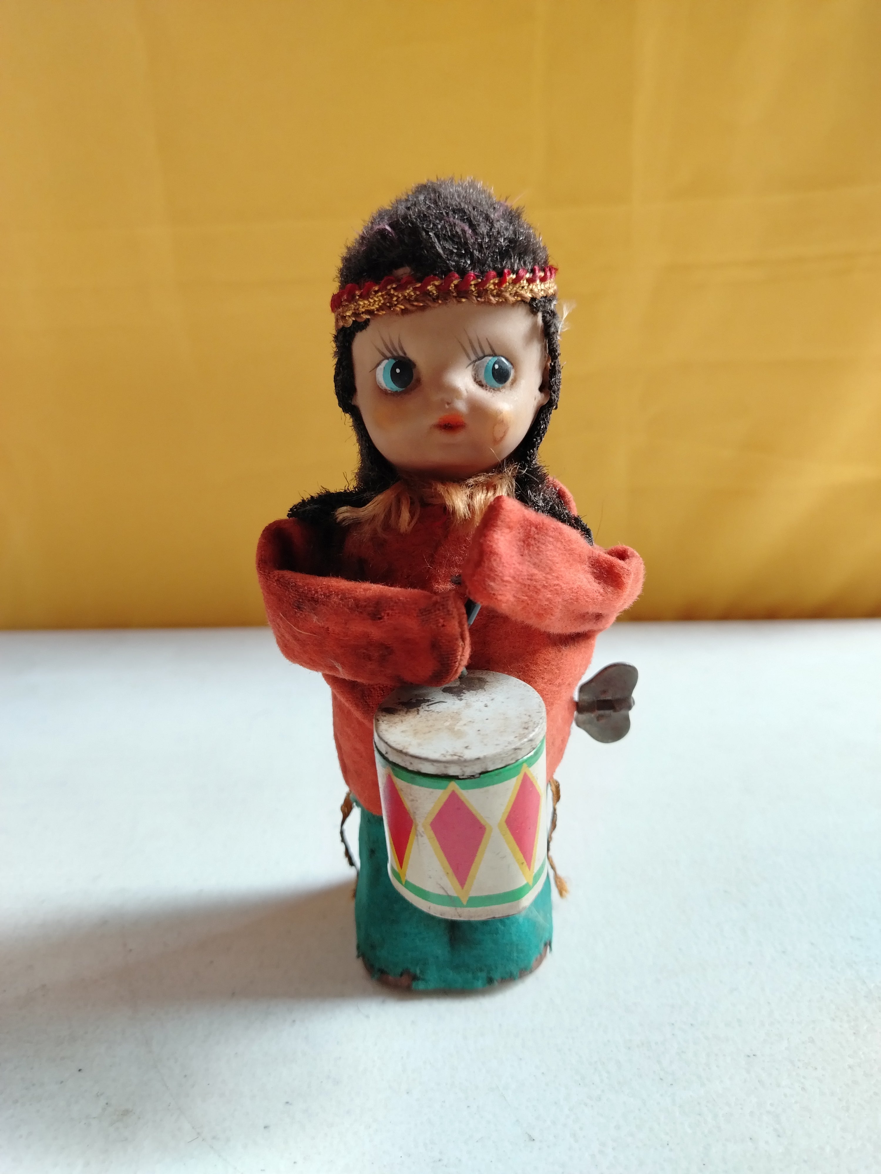 DRUMMER TIN TOY