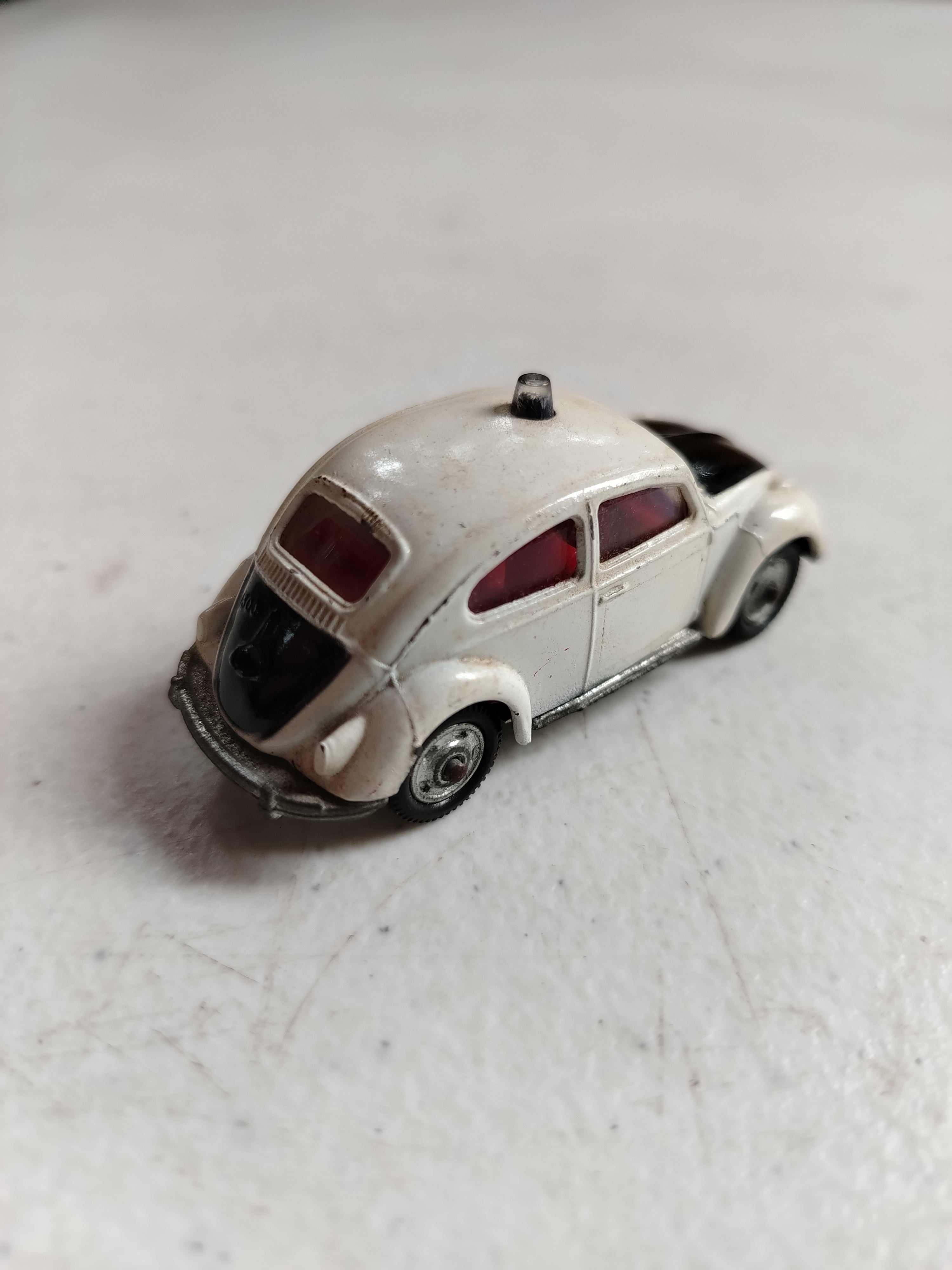 HUSKY VW 1300 BEETLE