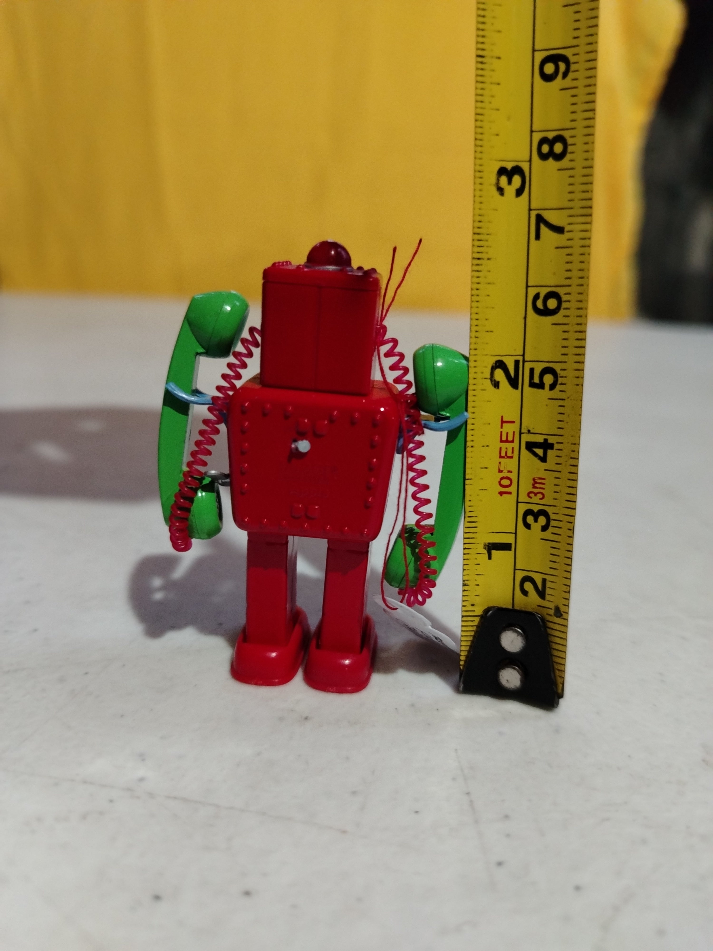 DIE CAST ROBOT