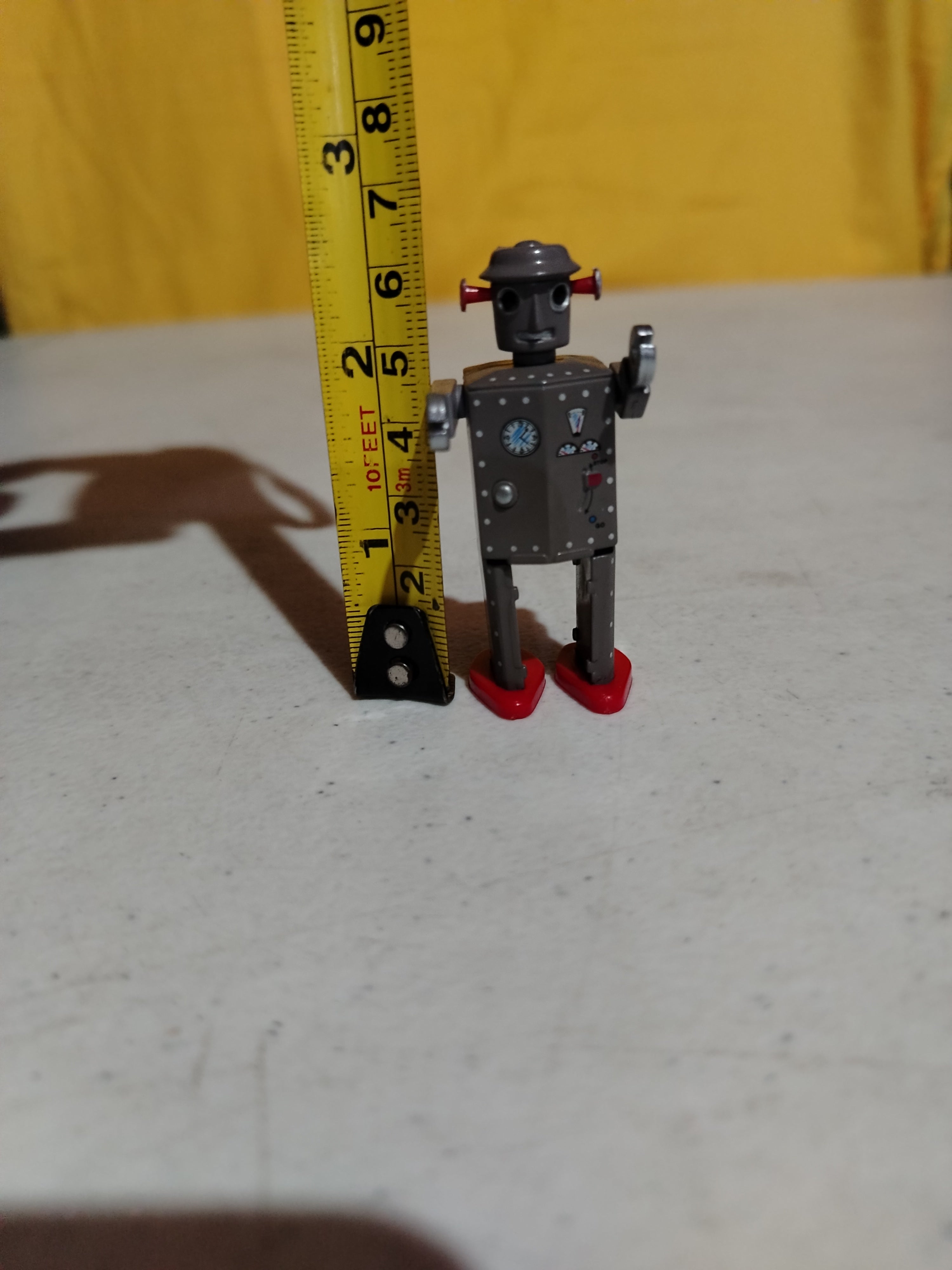 DIE CAST ROBOT