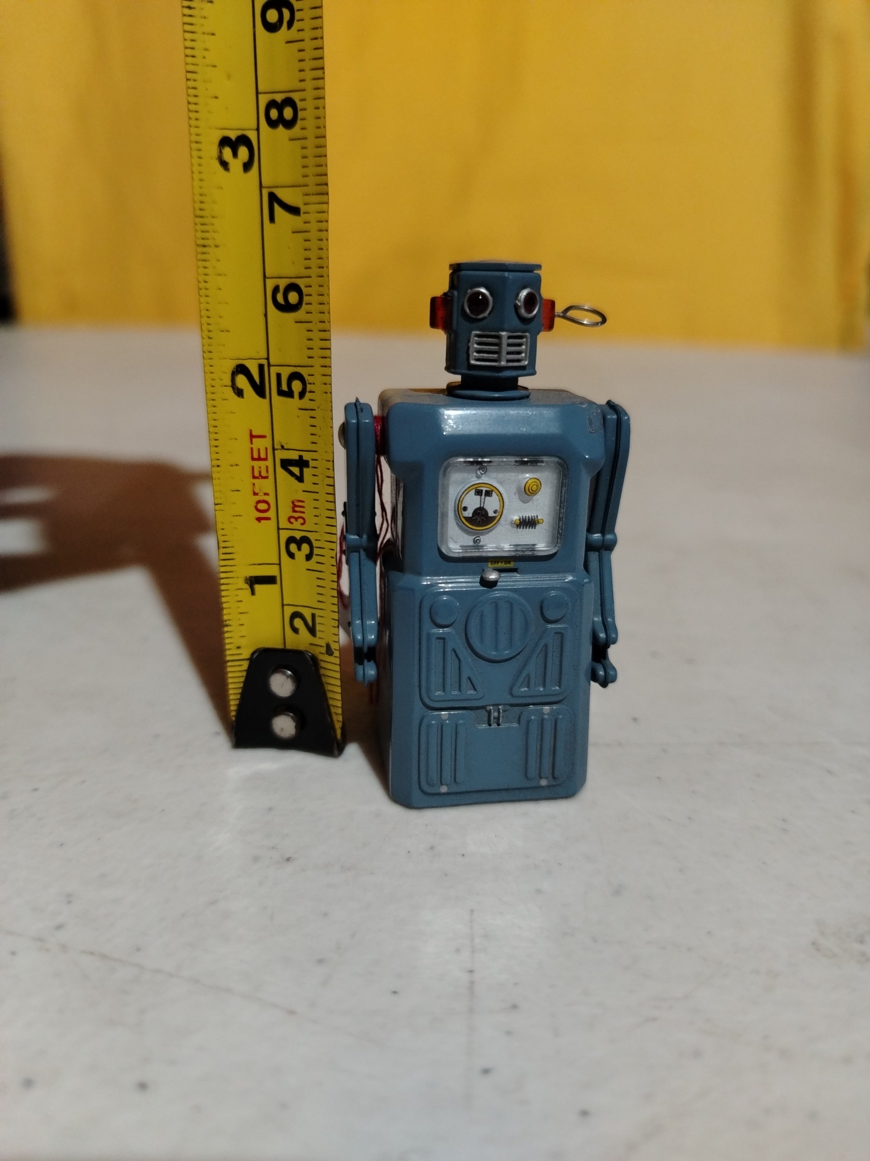 DIE CAST ROBOT