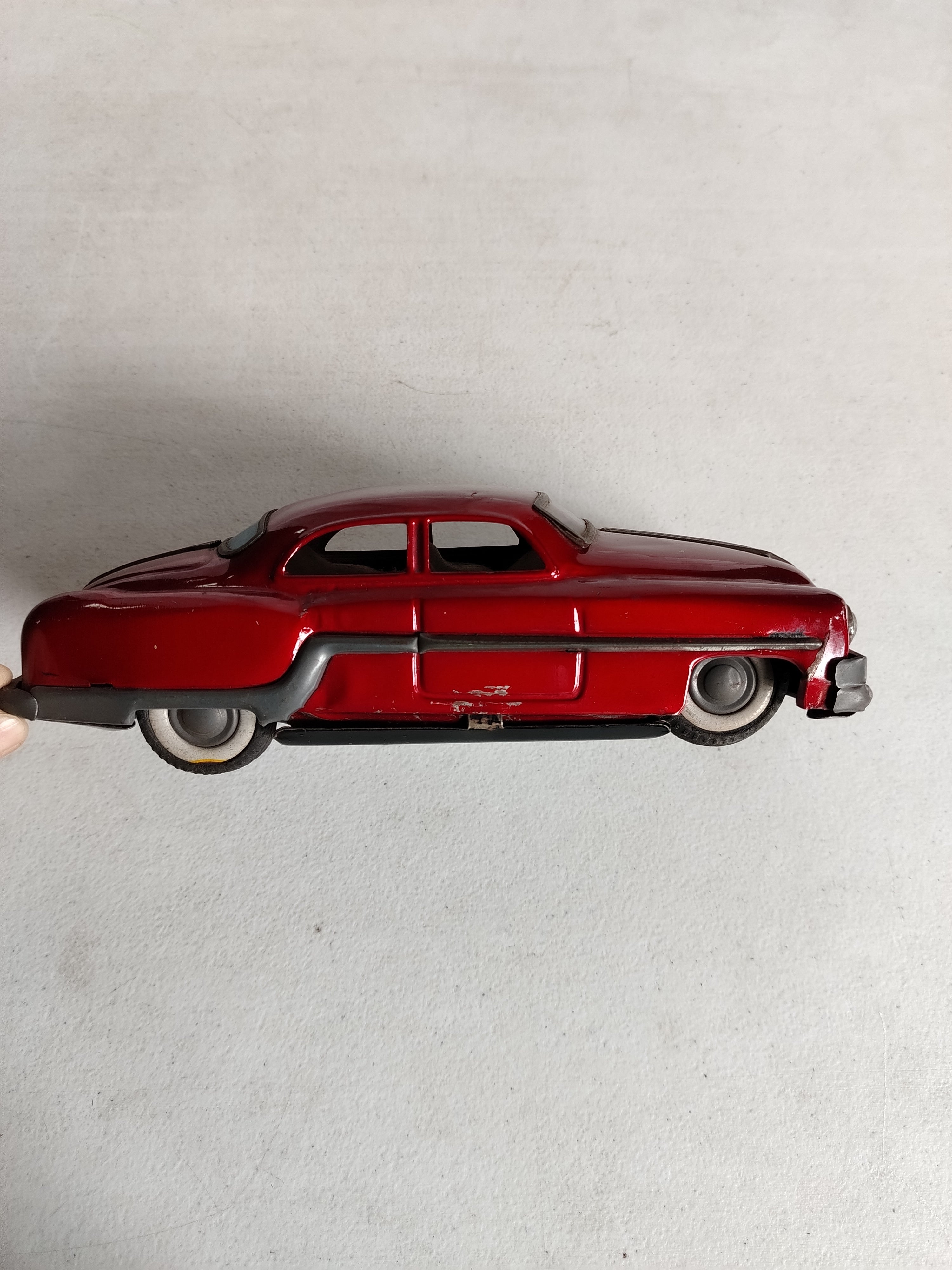 RED CAR TIN TOY