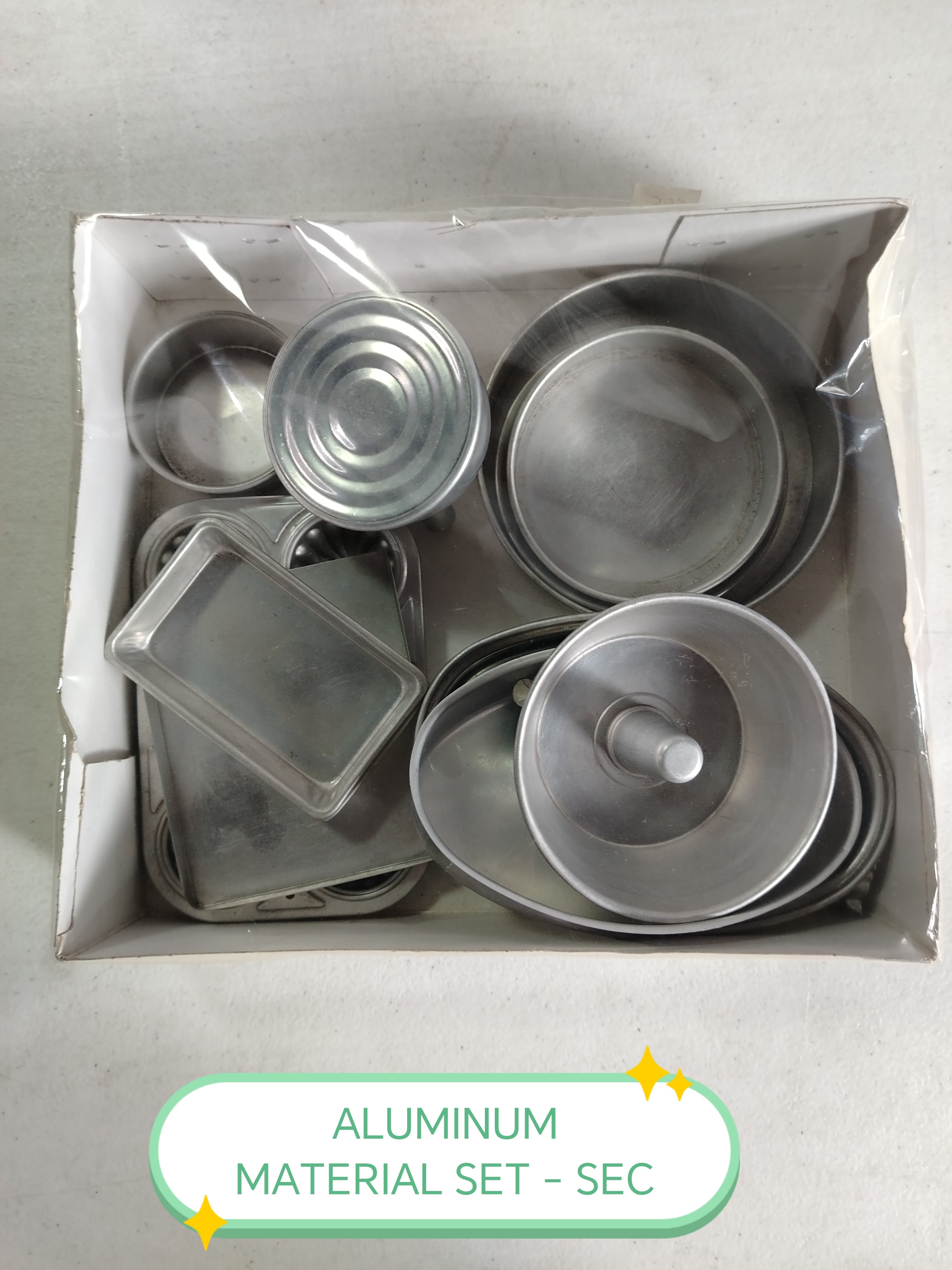 MINIATURE KITCHEN EQUIPMENT