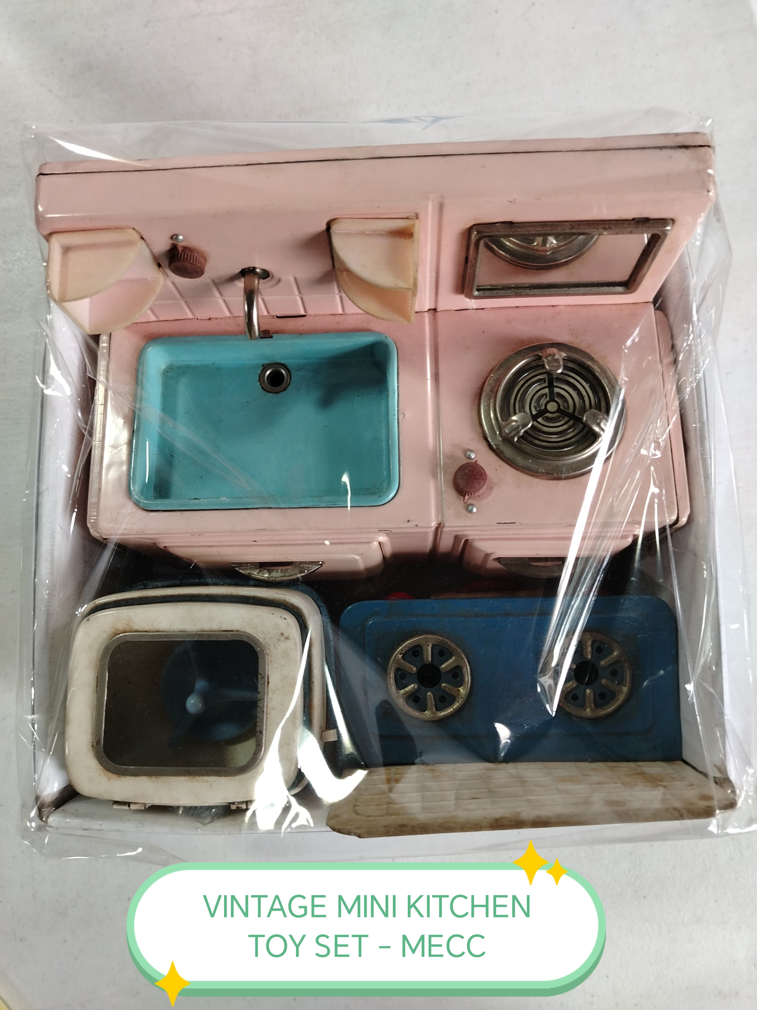 MINIATURE KITCHEN EQUIPMENT