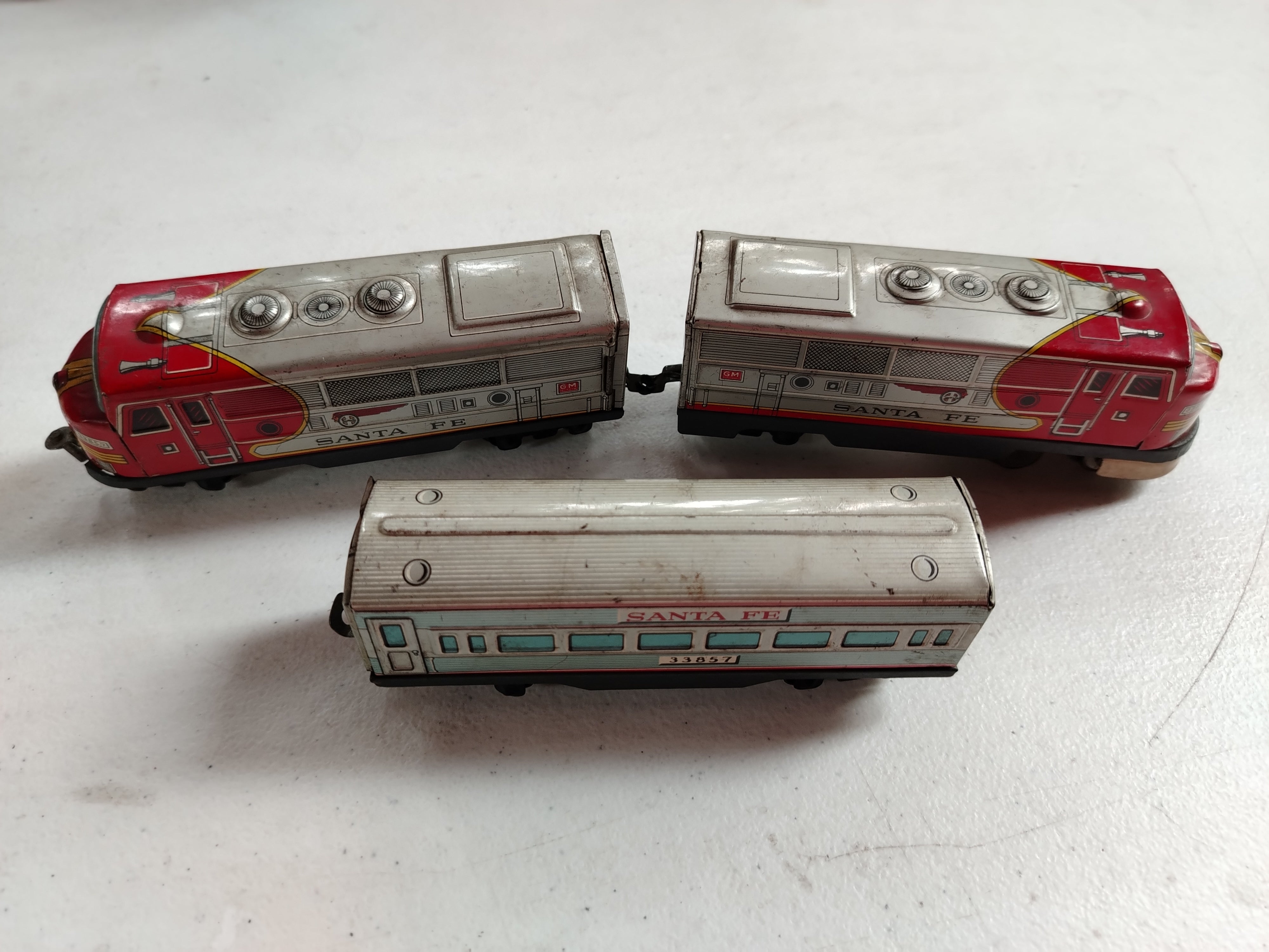 TIN TOY TRAIN