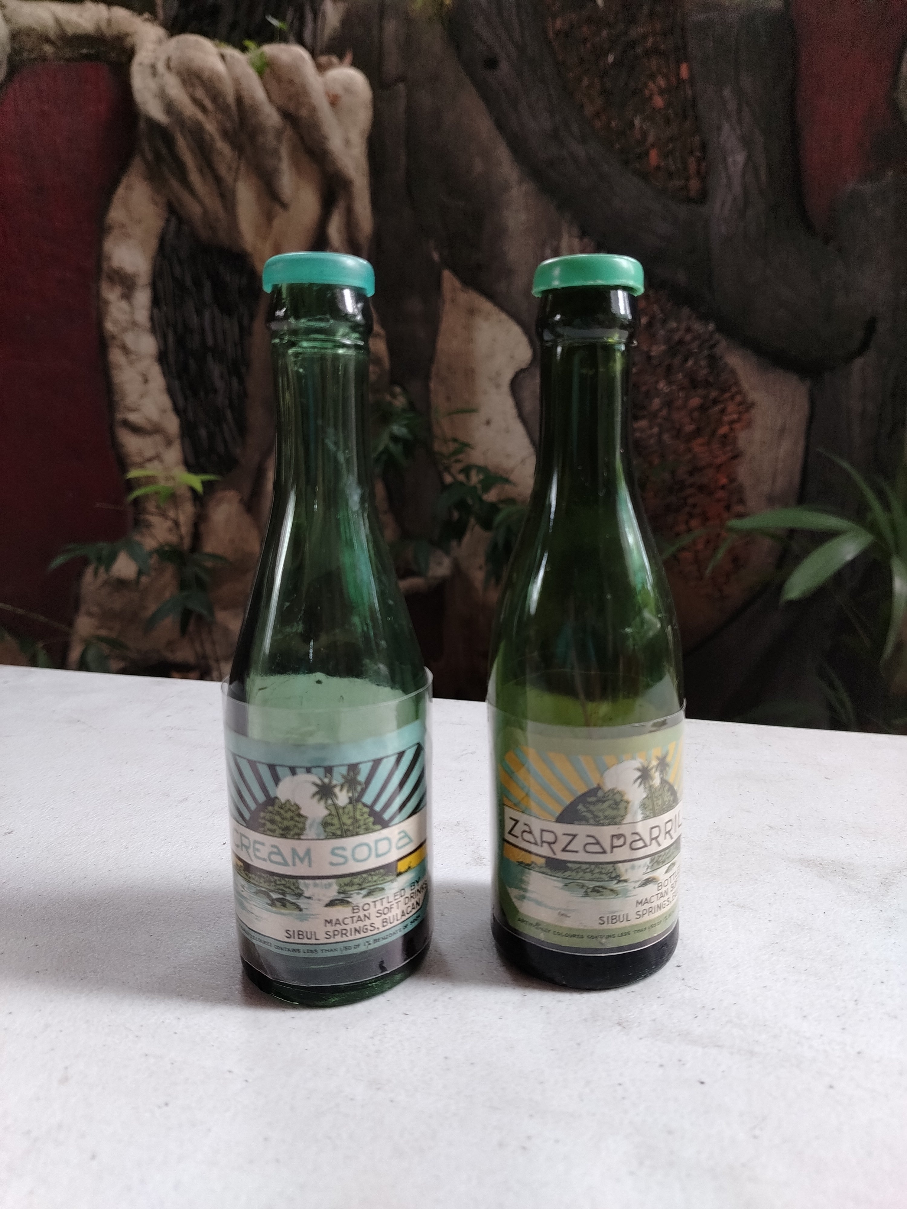 PAPER LABEL MACTAN BOTTLE