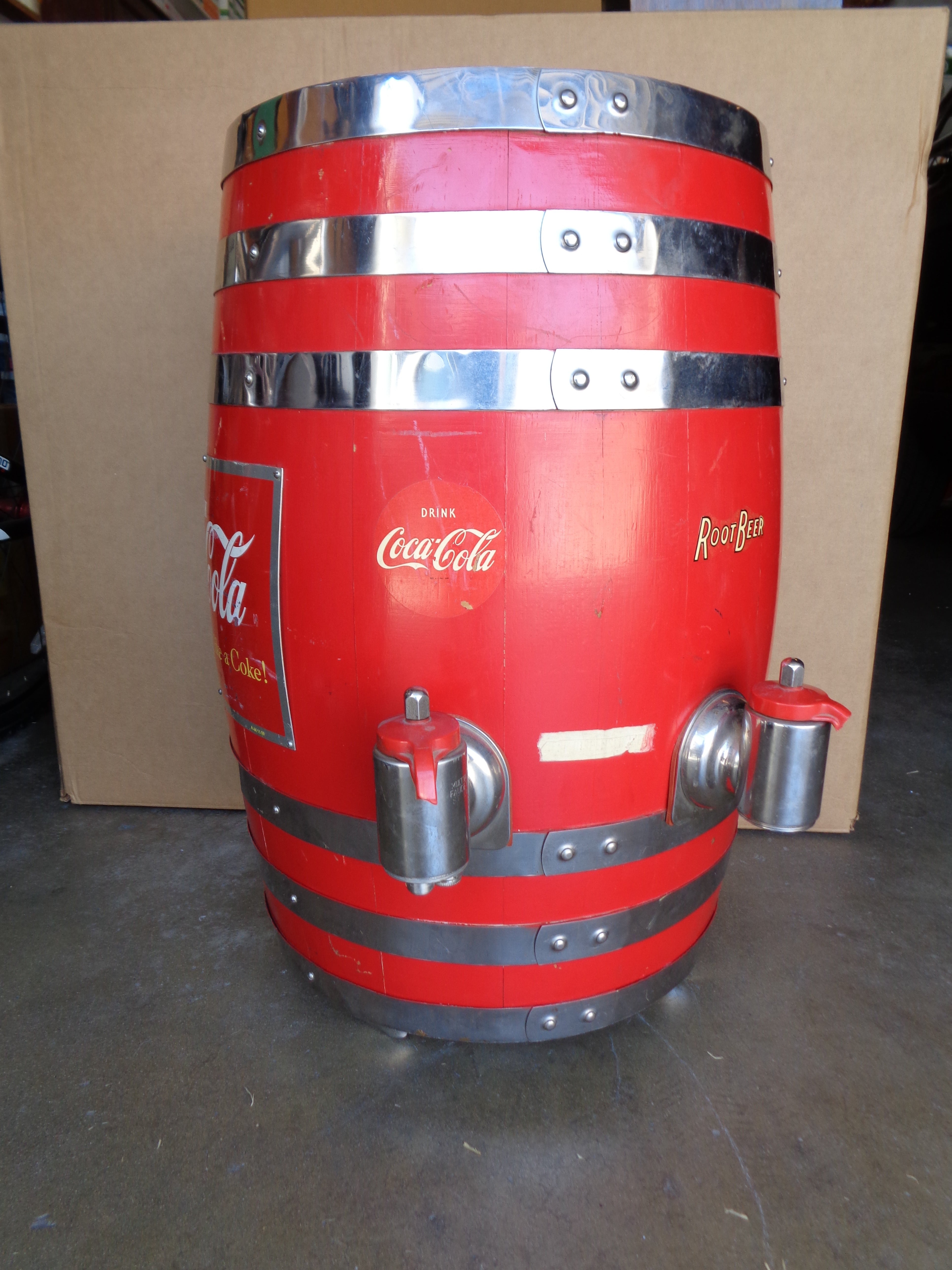 Coca Cola Cooler AMN-K32 Left K33 Right